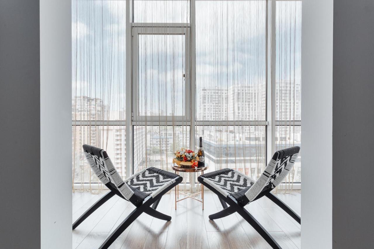 White Apartment In 12 Floor Odessa Exteriör bild